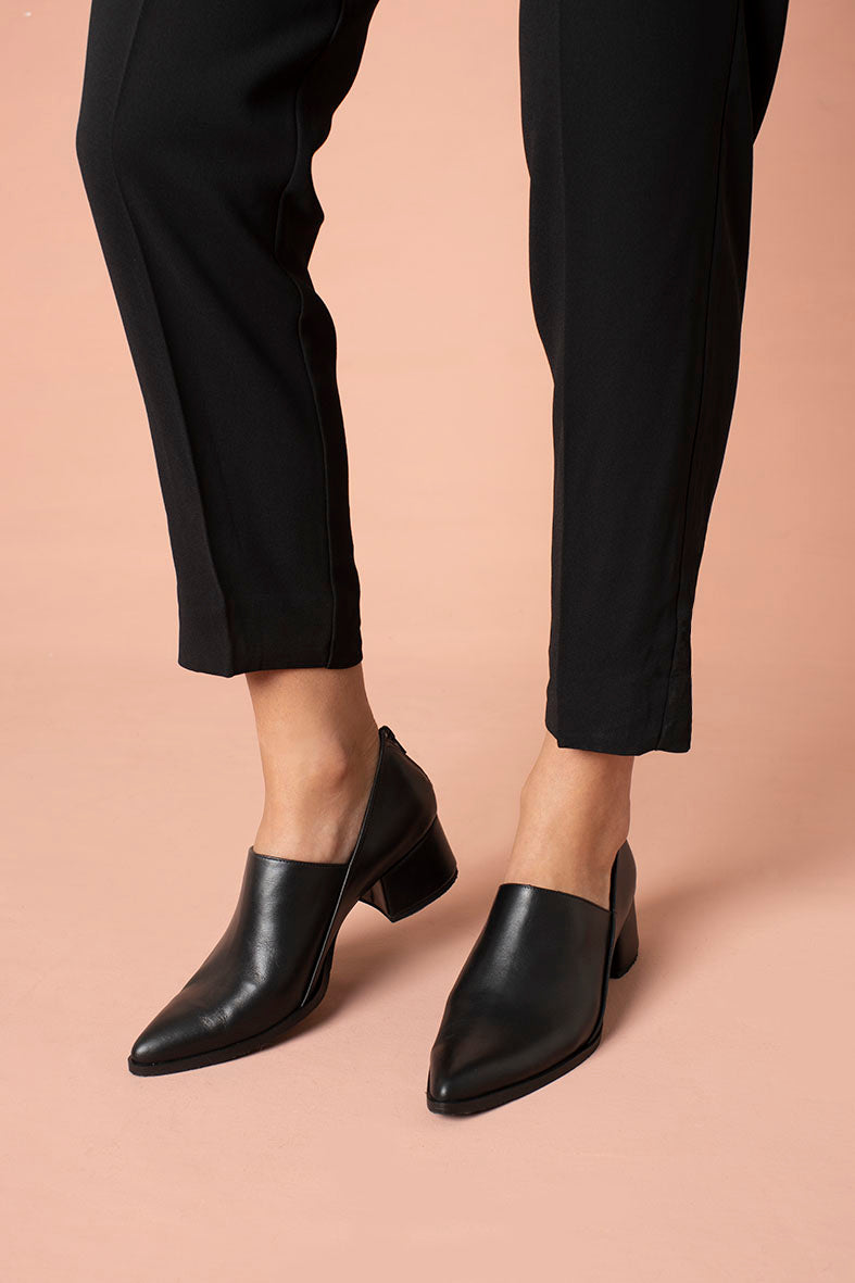 Envelope- Black Leather Heel Shoe