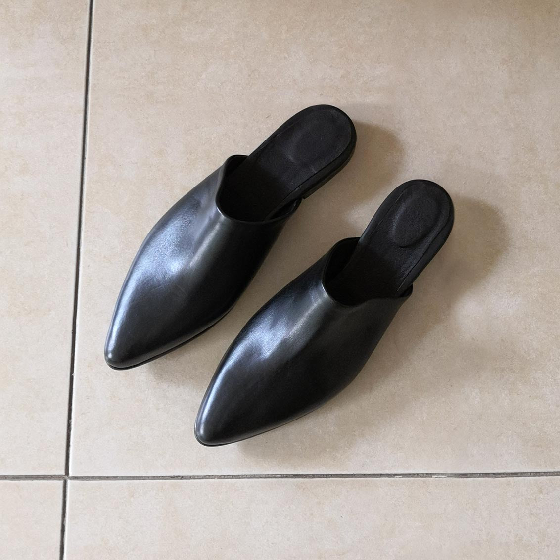 Flat Black Mules Covered Heel 1.5 cm