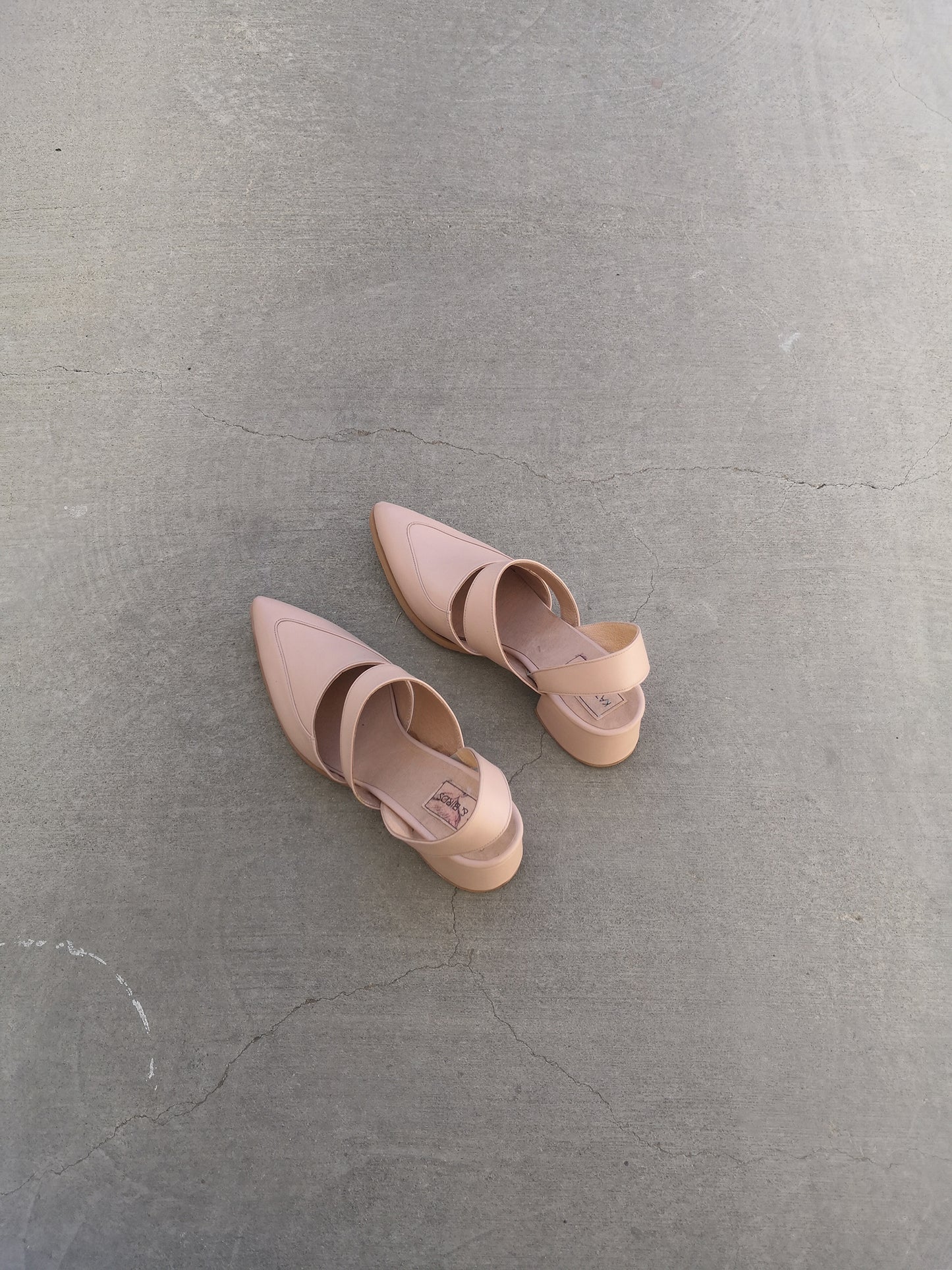 Bermuda - Light Nude Leather Mules