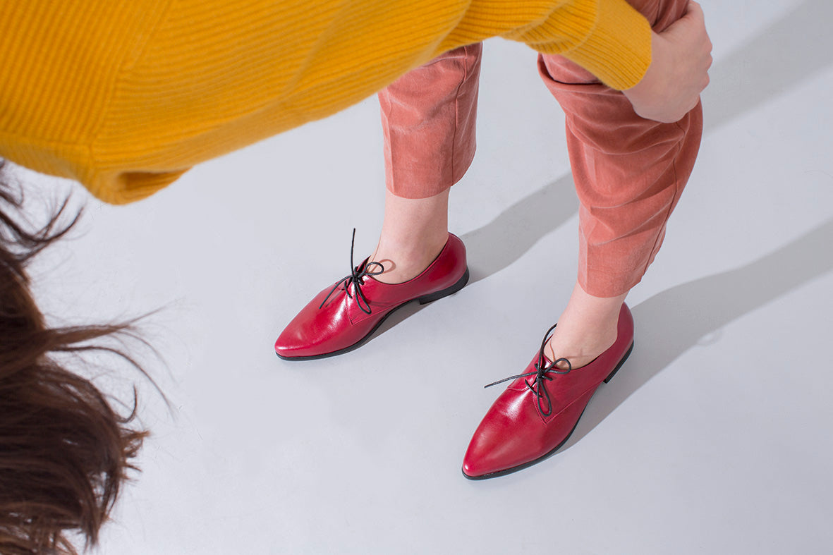 Red Oxfords - pointed shoes