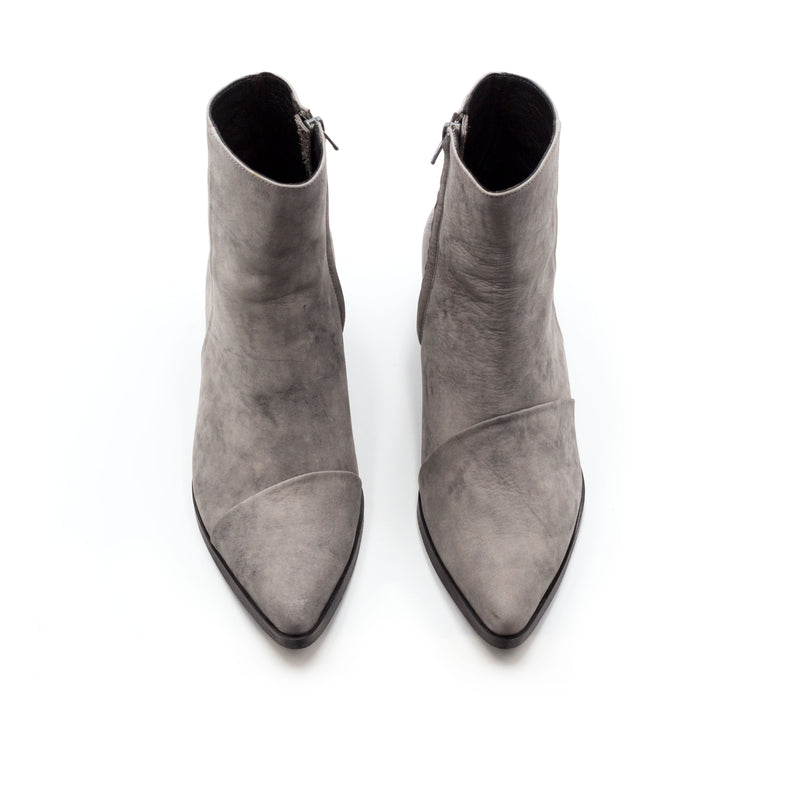 Malibu - Gray boots